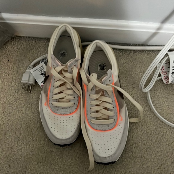 Brand new Nike waffle 2.0 - Picture 1 of 2